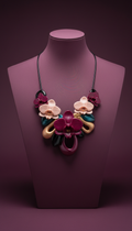 Collar de resina orquídea ciruela